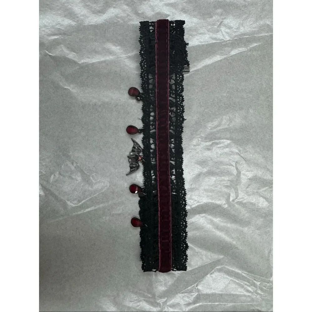 Gothic Adjustable Choker Necklace with Velvet and Bat Charm